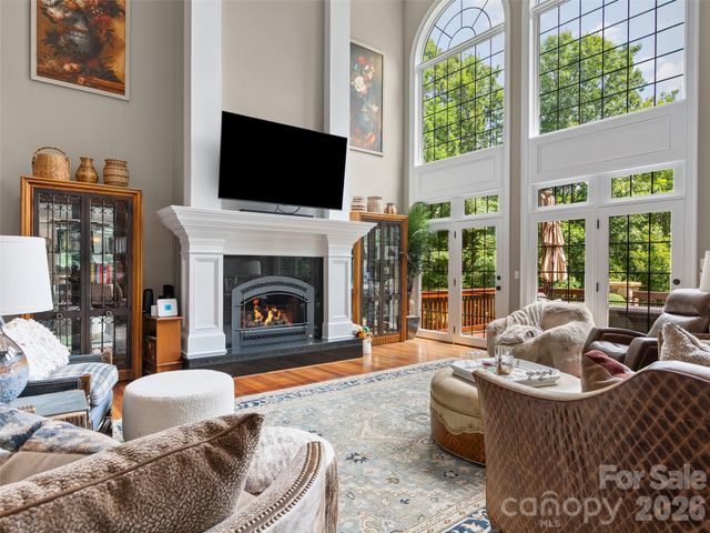 413 Barrington Drive, Asheville, NC 28803