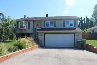 601 Deerpath Drive, Lindenhurst, IL 60046