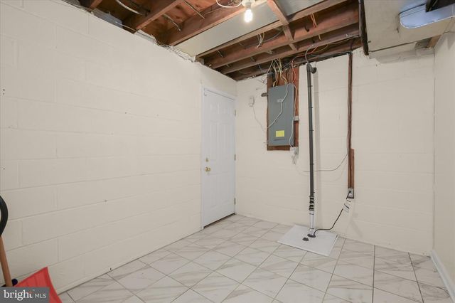 16105 KENT RD, Laurel, MD 20707
