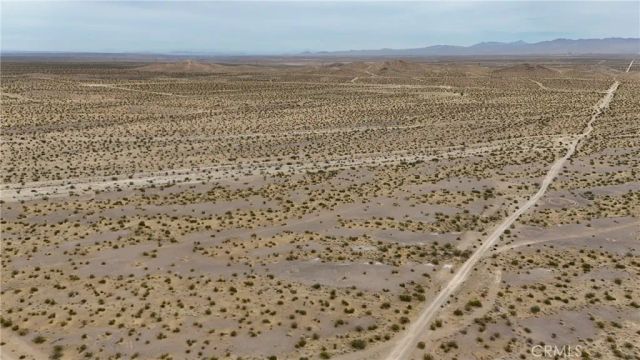 725 Desert Flower, Adelanto, CA 92301