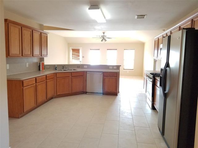 15629 Ashbournne Springs Lane, Houston, TX 77095