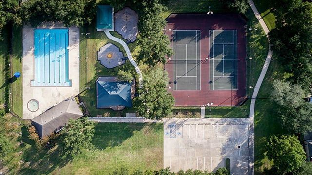 15629 Ashbournne Springs Lane, Houston, TX 77095