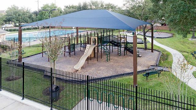 15629 Ashbournne Springs Lane, Houston, TX 77095