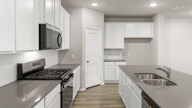 1892 Indigo 15, Heartland, TX 75114