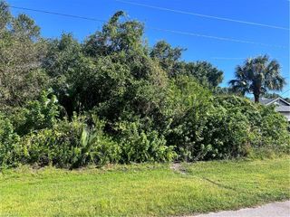 6016 Jadestone AVE, Fort Myers, FL 33905