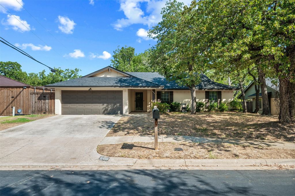 608 Ridgewood Circle, Hurst, TX 76054 — photo 5