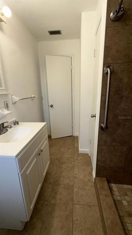 2863 COUNTY ROAD 238 238, Wildwood, FL 34785