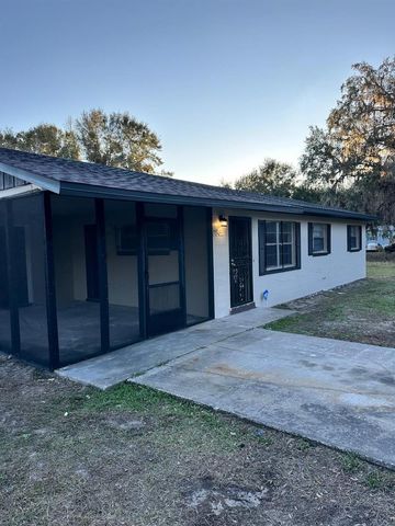 2863 COUNTY ROAD 238 238, Wildwood, FL 34785