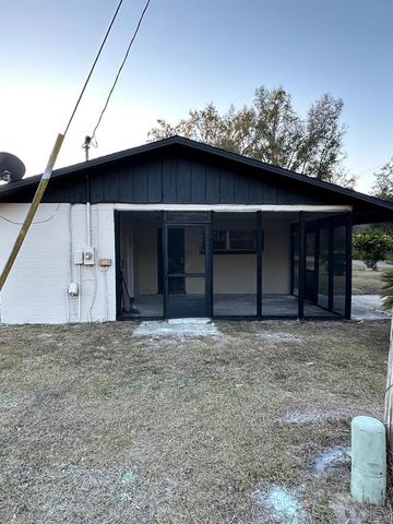 2863 COUNTY ROAD 238 238, Wildwood, FL 34785