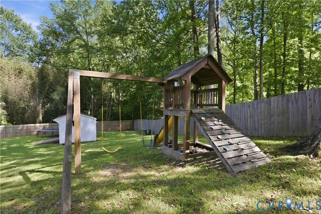 8407 Boones Trail Rd, Chesterfield, VA 23832
