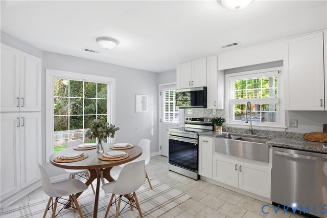 8407 Boones Trail Rd, Chesterfield, VA 23832