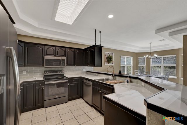 581 Lorne Road, Canyon Lake, TX 78133
