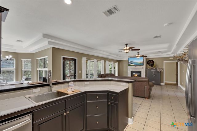 581 Lorne Road, Canyon Lake, TX 78133