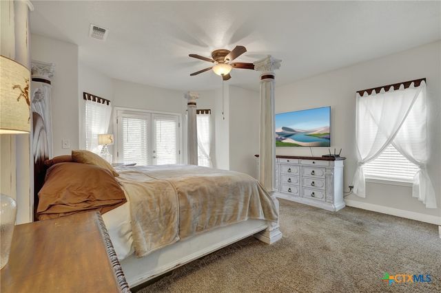 581 Lorne Road, Canyon Lake, TX 78133