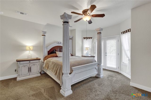 581 Lorne Road, Canyon Lake, TX 78133
