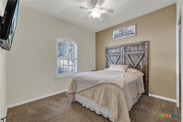 581 Lorne Road, Canyon Lake, TX 78133