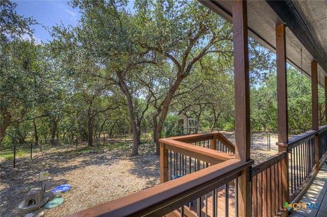 581 Lorne Road, Canyon Lake, TX 78133
