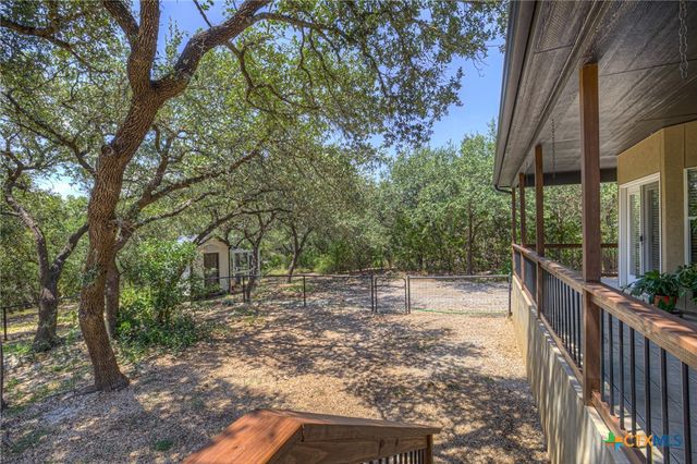 581 Lorne Road, Canyon Lake, TX 78133