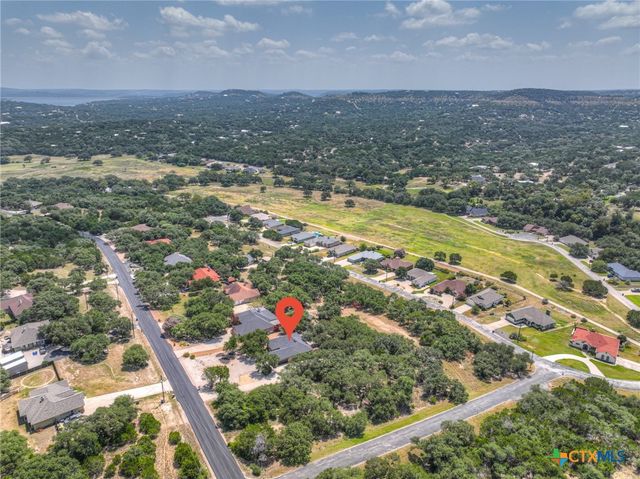 581 Lorne Road, Canyon Lake, TX 78133
