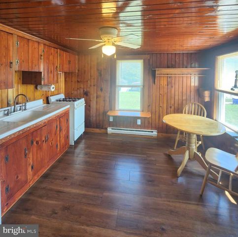 604 STATE ST, Ellendale, DE 19941