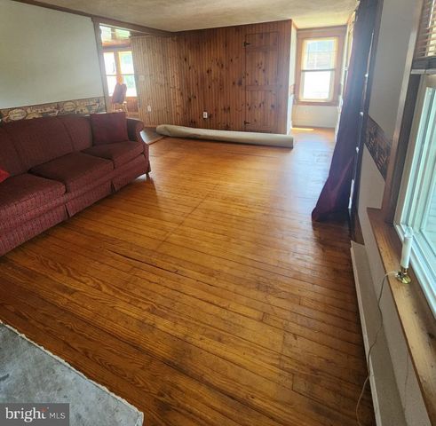 604 STATE ST, Ellendale, DE 19941
