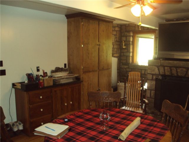 128 Ashbrook Rd, Quemahoning Twp, PA 15936