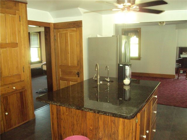 128 Ashbrook Rd, Quemahoning Twp, PA 15936