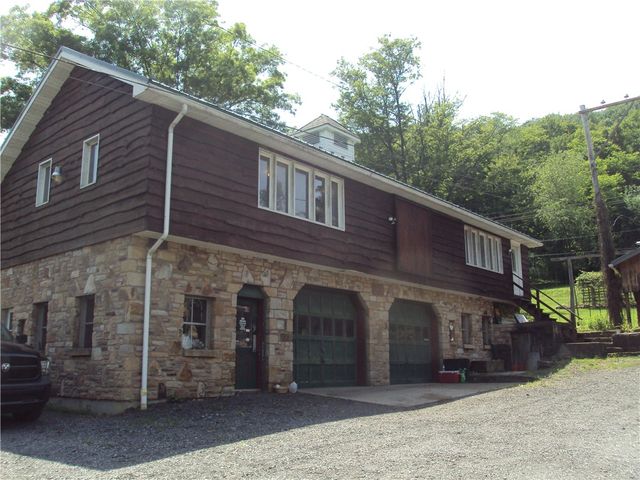 128 Ashbrook Rd, Quemahoning Twp, PA 15936