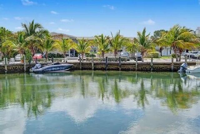 3232 Canal Drive 12a, Pompano Beach, FL 33062