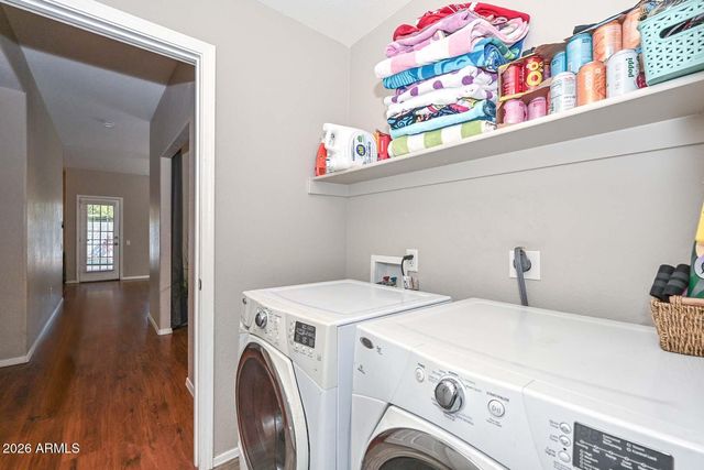 6946 W VIA DEL SOL Drive, Glendale, AZ 85310