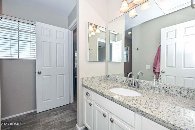 6946 W VIA DEL SOL Drive, Glendale, AZ 85310