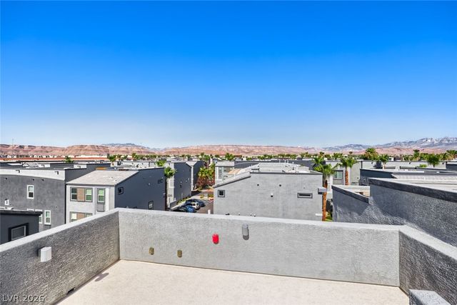 9050 West Tropicana Avenue 1043, Las Vegas, NV 89147