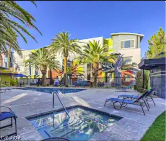9050 West Tropicana Avenue 1043, Las Vegas, NV 89147