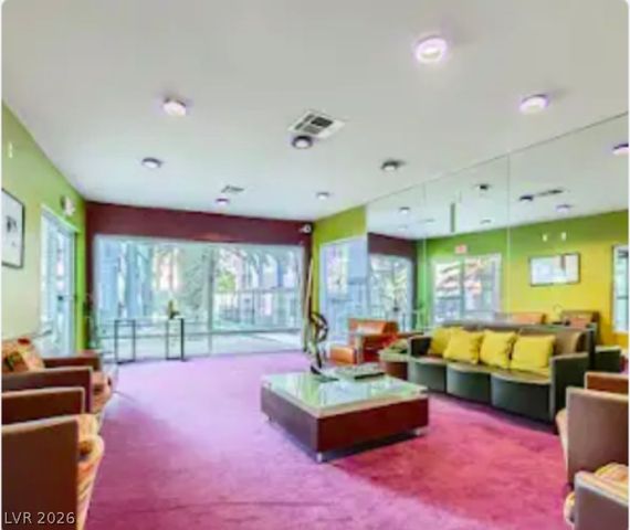 9050 West Tropicana Avenue 1043, Las Vegas, NV 89147