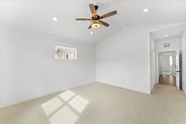 409 Castle Rock Drive, Central Point, OR 97502