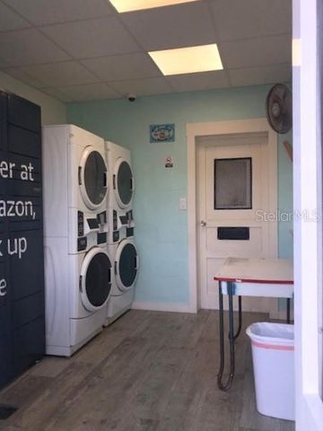1401 E ALFRED STREET 6, Tavares, FL 32778