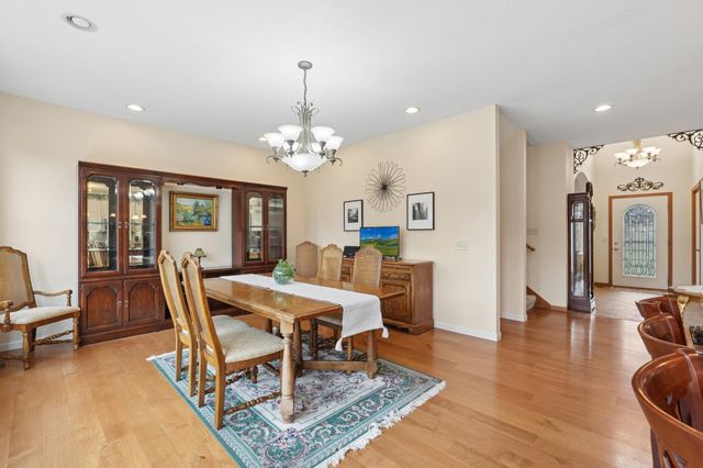 287 Plainview Drive, River Falls, WI 54022