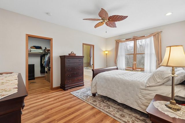 287 Plainview Drive, River Falls, WI 54022