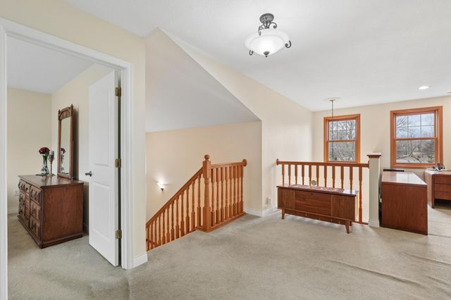 287 Plainview Drive, River Falls, WI 54022