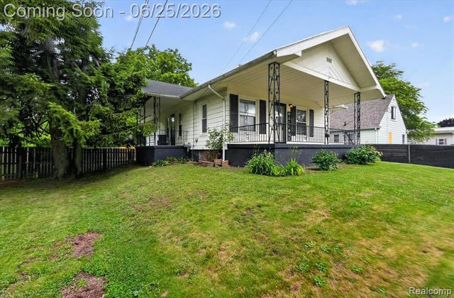 4110 Ogema Avenue, Flint, MI 48507