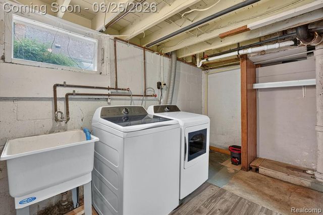 4110 Ogema Avenue, Flint, MI 48507