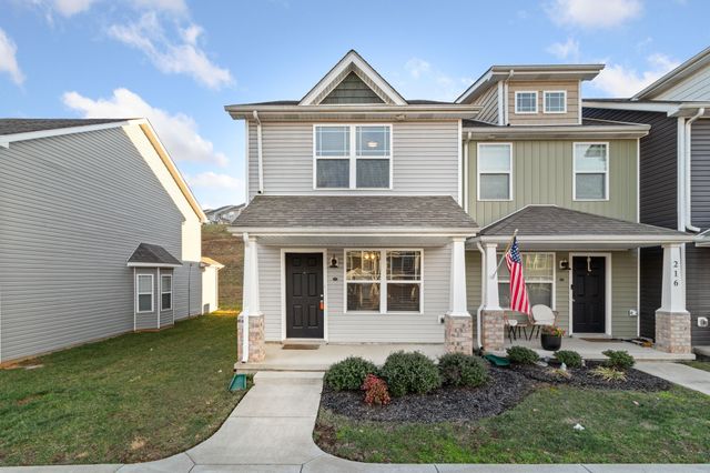 218 Woodland Valley Ln, Clarksville, TN 37040