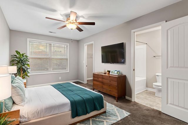 218 Woodland Valley Ln, Clarksville, TN 37040