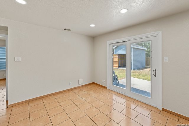 6627 Arbor Farm, San Antonio, TX 78239