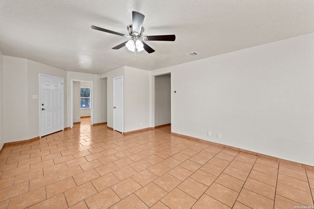 6627 Arbor Farm, San Antonio, TX 78239