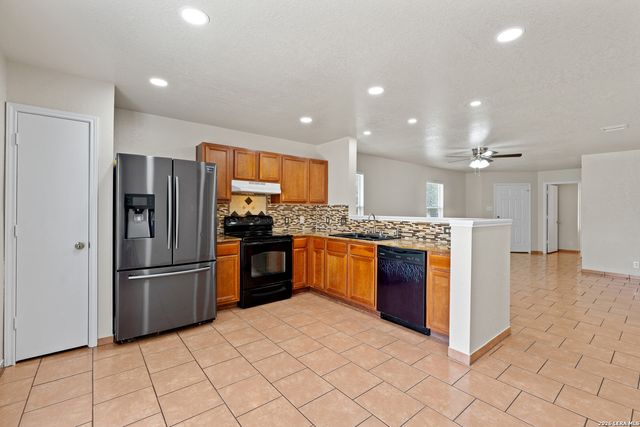 6627 Arbor Farm, San Antonio, TX 78239