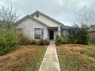 6944 Bentley Avenue, Fort Worth, TX 76137