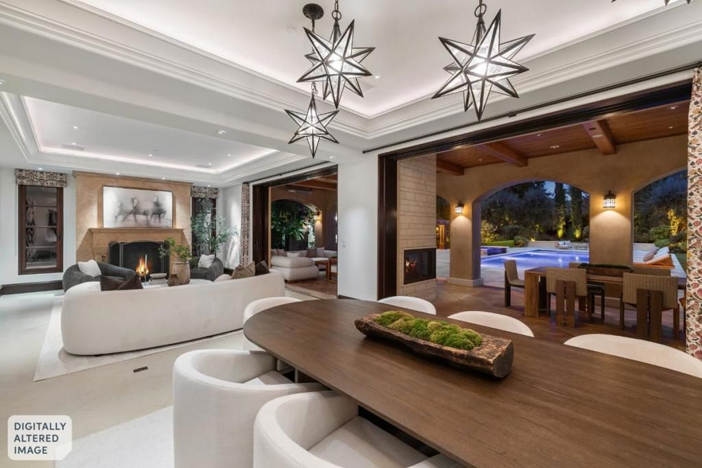 Image 8 of property listing at 2 Somerset Lane, Atherton, CA 94027