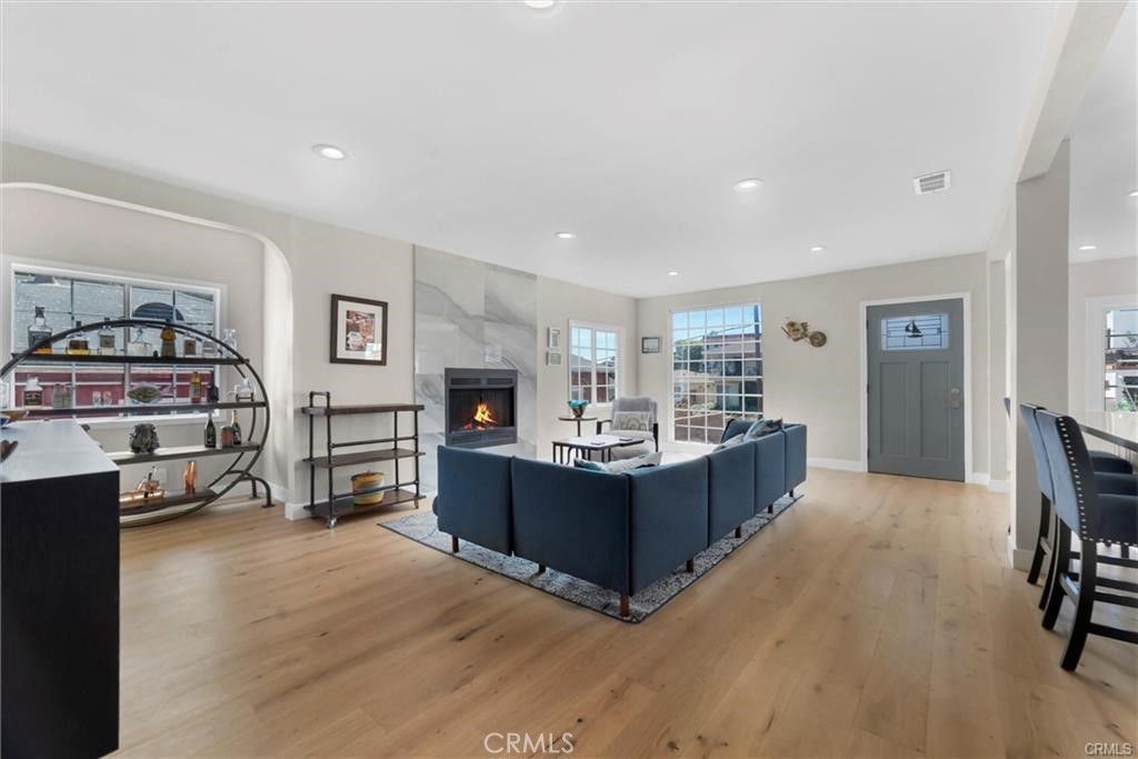 Image 6 of property listing at 752 W 23rd, San Pedro, CA 90731