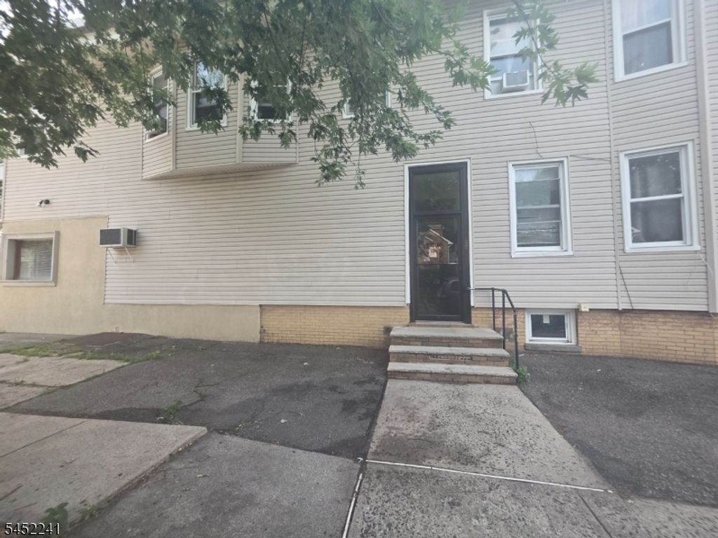 17 Maolis Ave, Bloomfield Twp., NJ 07003 — photo 4